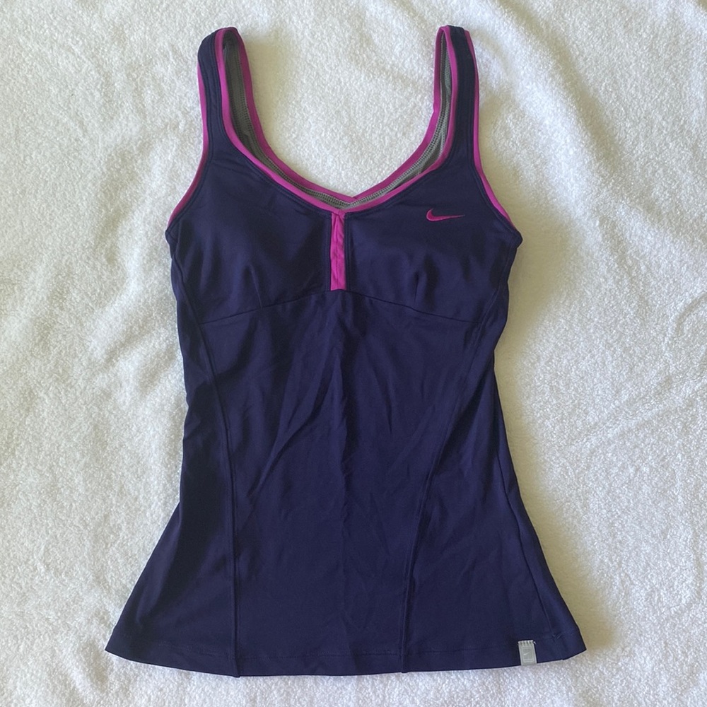Nike dri-fit tennis shirt